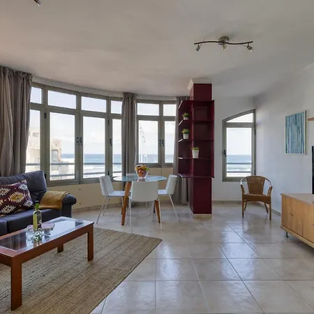 Mirando Al Mar By Canariasgetaway *